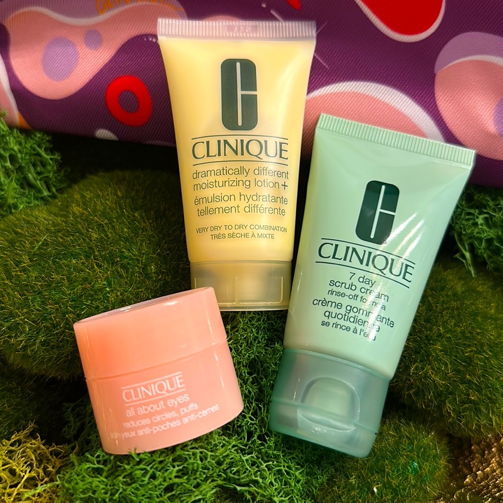 NEW Clinique SET Moisturizer Scrub and Eye Cream with Bag NWT